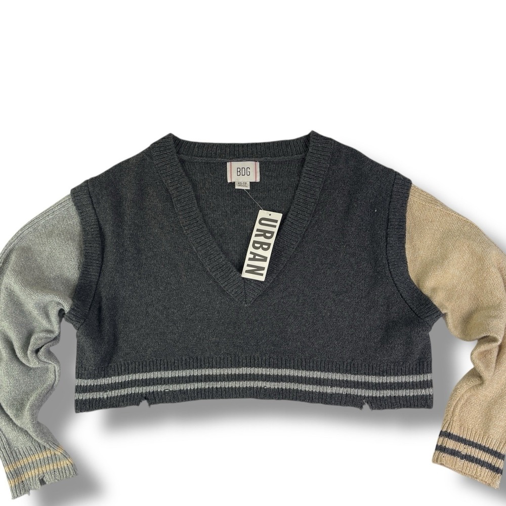 BDG Urban Outfitters Cropped V Neck Sweater XS Colorblock Mismatched Sleeves Y2K
